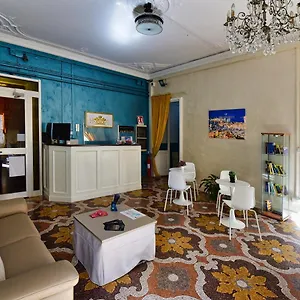 2* Szálloda Suisse